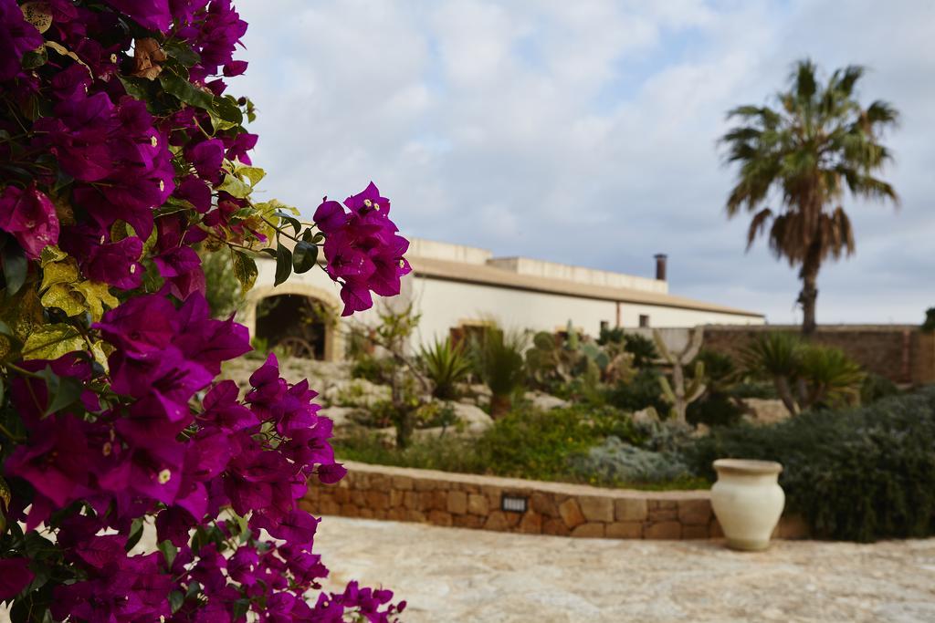 Agriturismo Baglio Donnafranca Wine Resort Marsala Luaran gambar