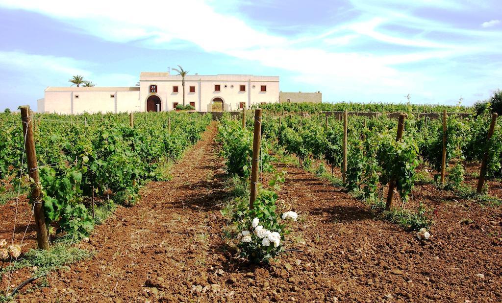 Agriturismo Baglio Donnafranca Wine Resort Marsala Luaran gambar